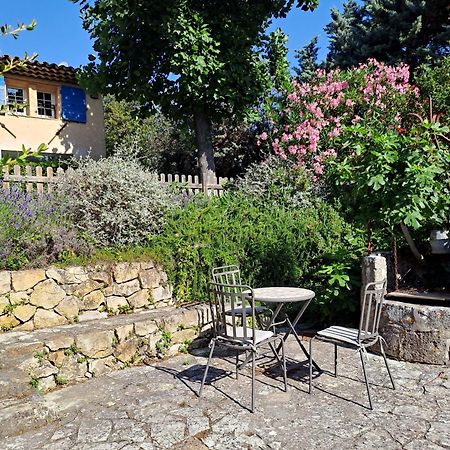 La Ferme Bed & Breakfast Saint-Marc-Jaumegarde Exterior foto