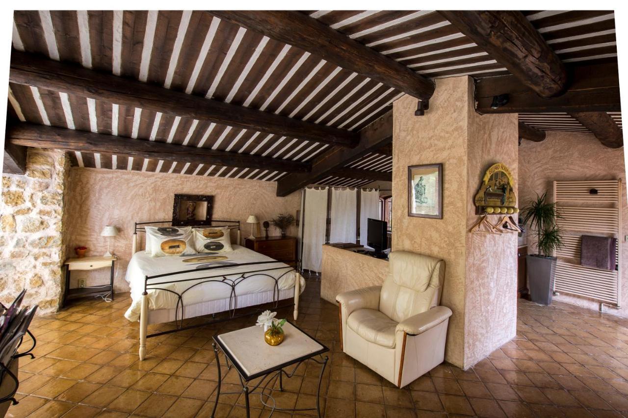 La Ferme Bed & Breakfast Saint-Marc-Jaumegarde Exterior foto